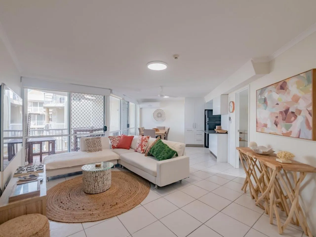 Crystal Beachfront Apartments Gold Coast 3*,  Australia