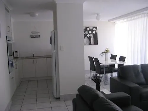 Crystal Beachfront Apartments Gold Coast 3*,  Australia