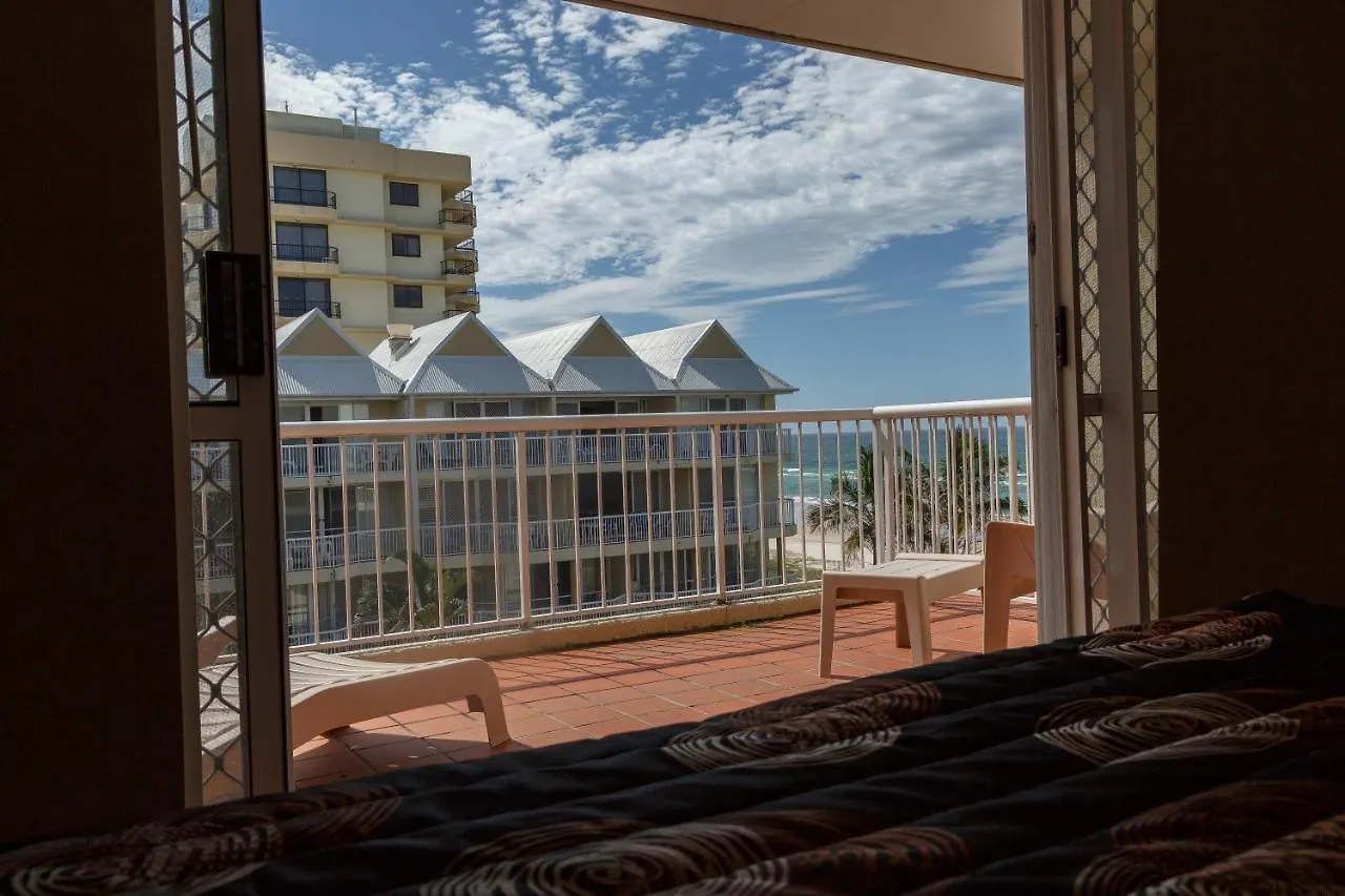 Crystal Beachfront Apartments Gold Coast 3*,  Australia