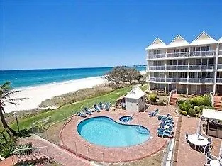 Crystal Beachfront Apartments Gold Coast 3*,