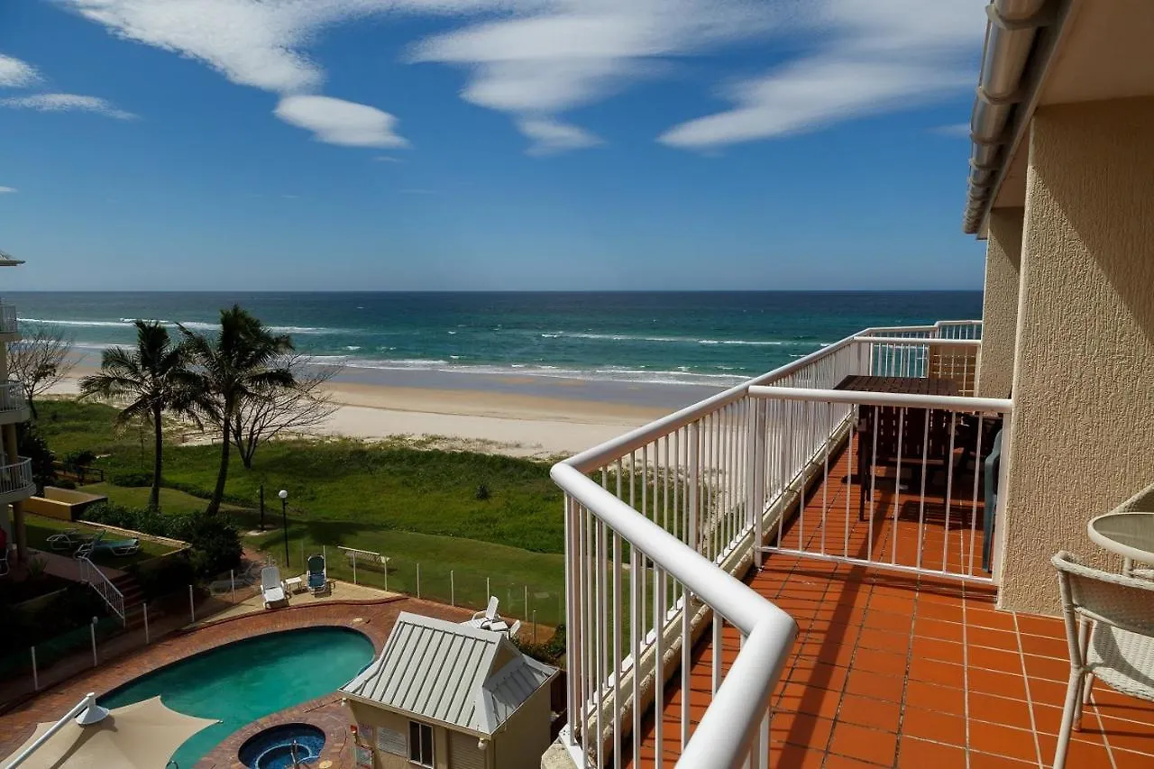 *** Aparthotel Crystal Beachfront Apartments Gold Coast Australia